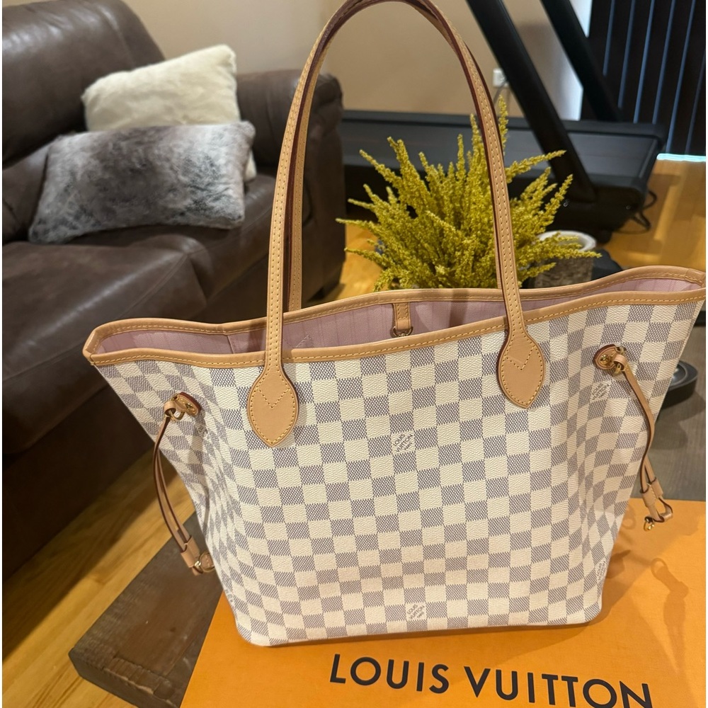 LOUIS VUITTON NEVERFUL MM IN AZUR